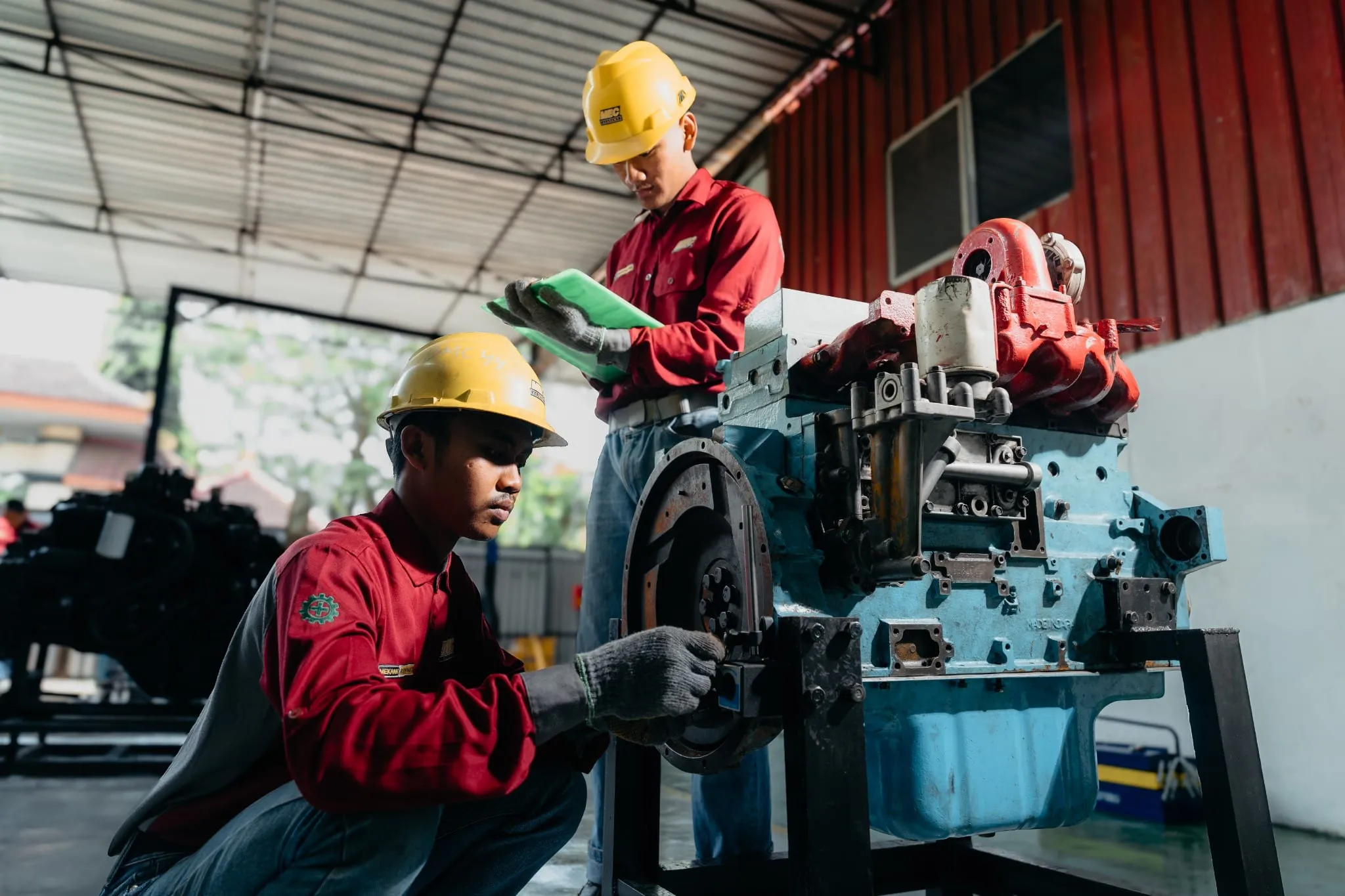 Praktik diesel engine